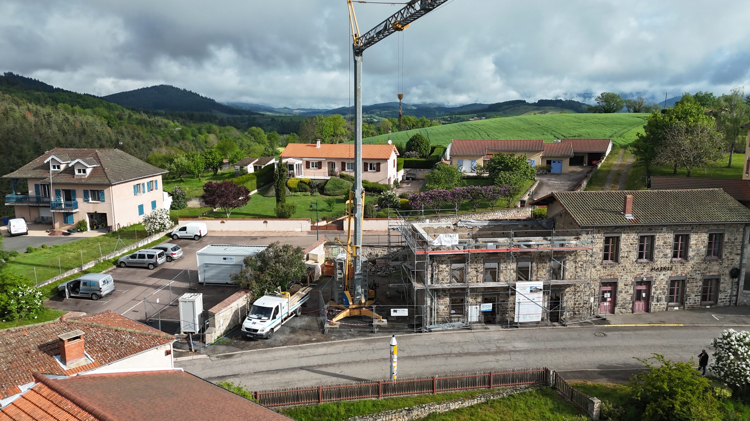 Champoly — Rénovation d'un bâtiment